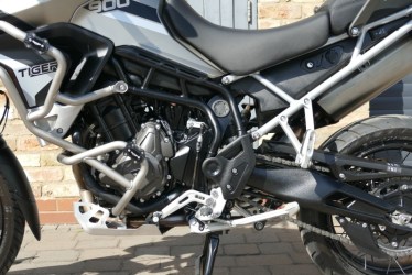 ajs021-1747323746