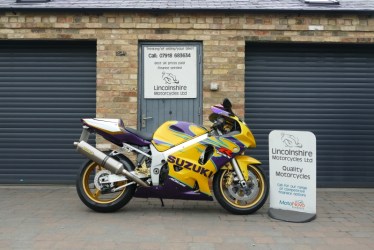 aprilia3105001-1748709123