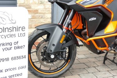 ktm2406032-1750834079