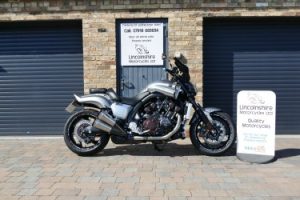 66 YAMAHA V-MAX 1700