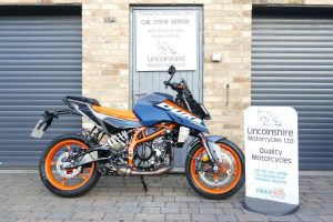 24 KTM DUKE 390