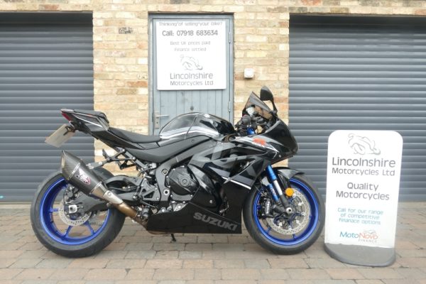 18 SUZUKI GSXR 1000R