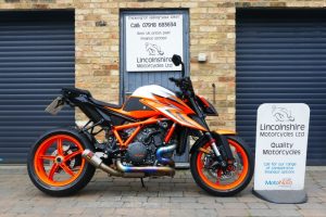 23 KTM SUPERDUKE 1290R