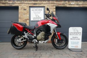 22 DUCATI MULTISTRADA V4S TRAVEL RADAR