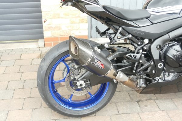 18 SUZUKI GSXR 1000R