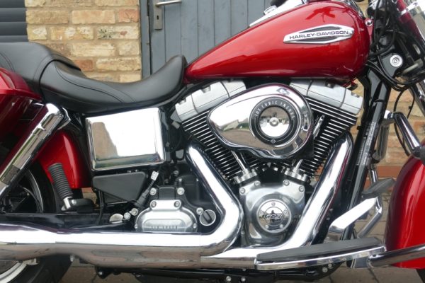 14 HARALEY DAVIDSON SWITCHBACK 103