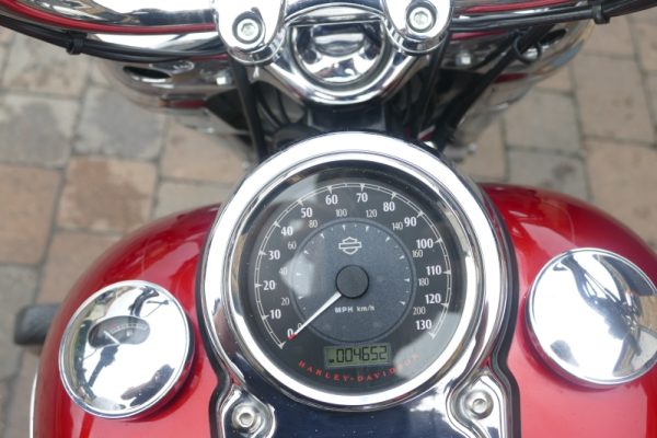 14 HARALEY DAVIDSON SWITCHBACK 103