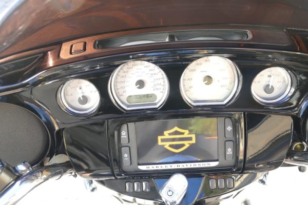 15 HARLEY DAVIDSON STREET GLIDE