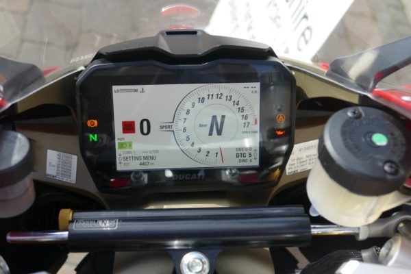 19 DUCATI PANIGALE V4R