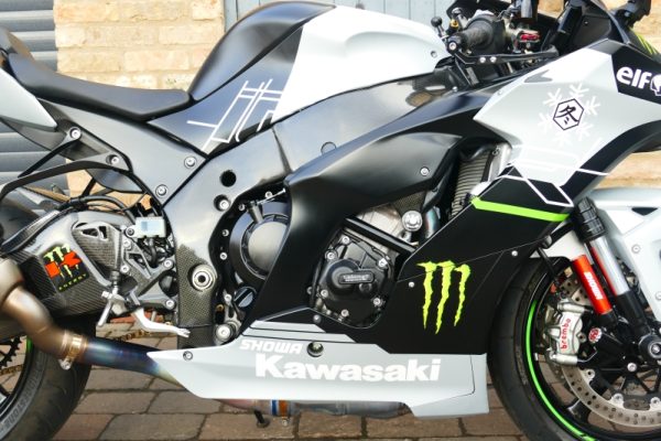 24 KAWASAKI ZX10 R NINJA