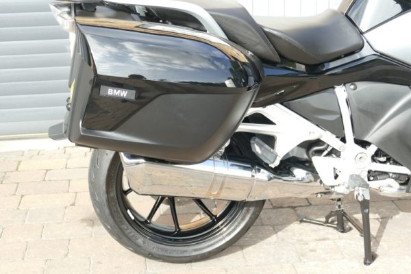 72 BMW R1250 RT LE
