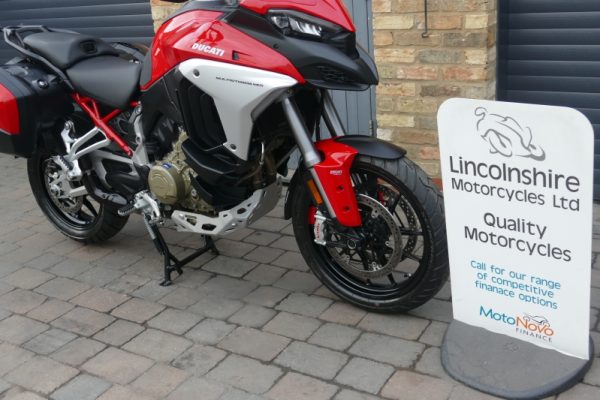 22 DUCATI MULTISTRADA V4S TRAVEL RADAR