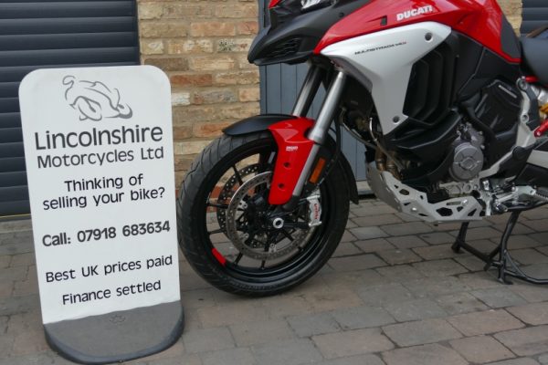 22 DUCATI MULTISTRADA V4S TRAVEL RADAR